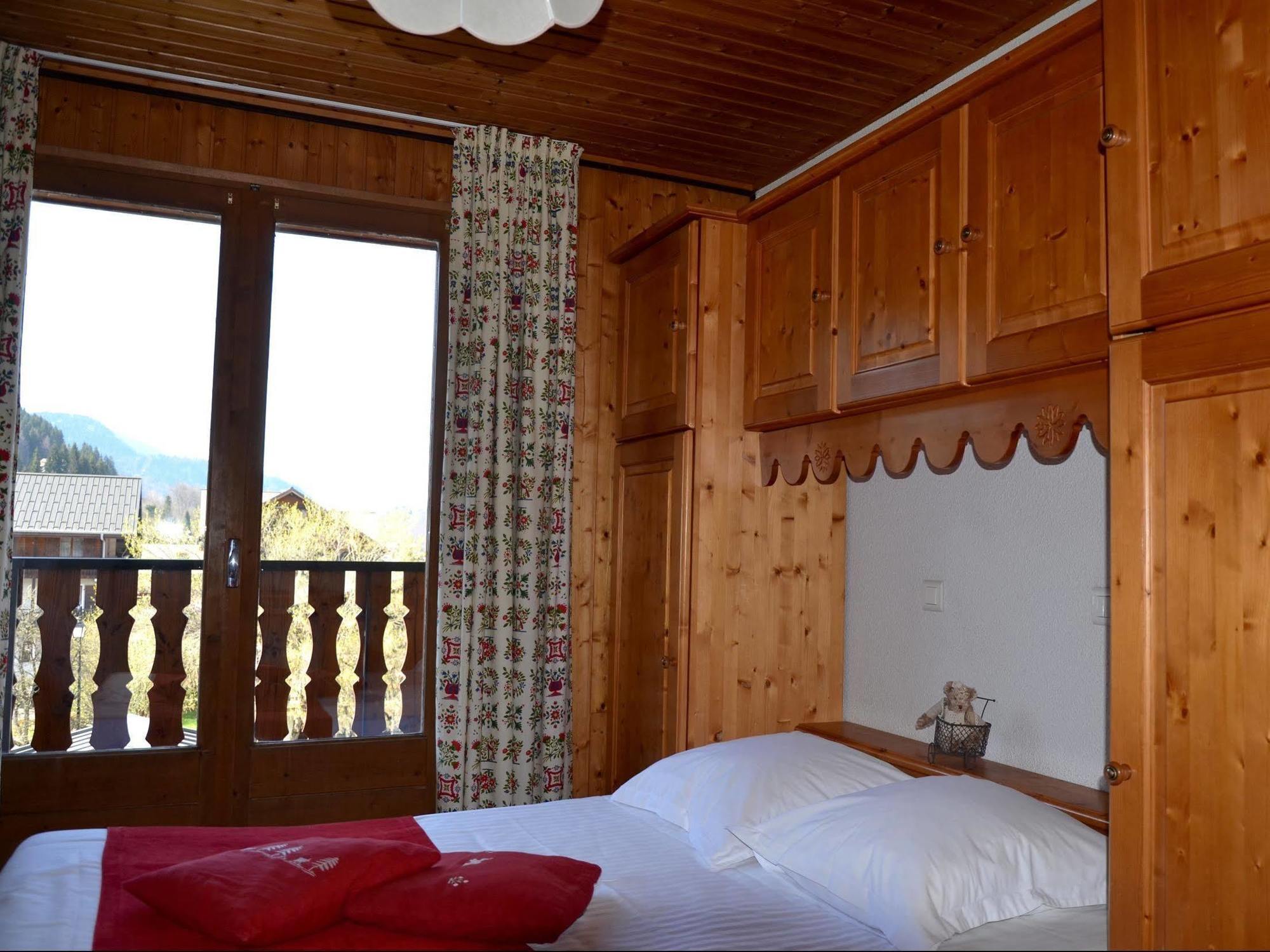 Hotel Les Bruyeres Morzine Exterior foto