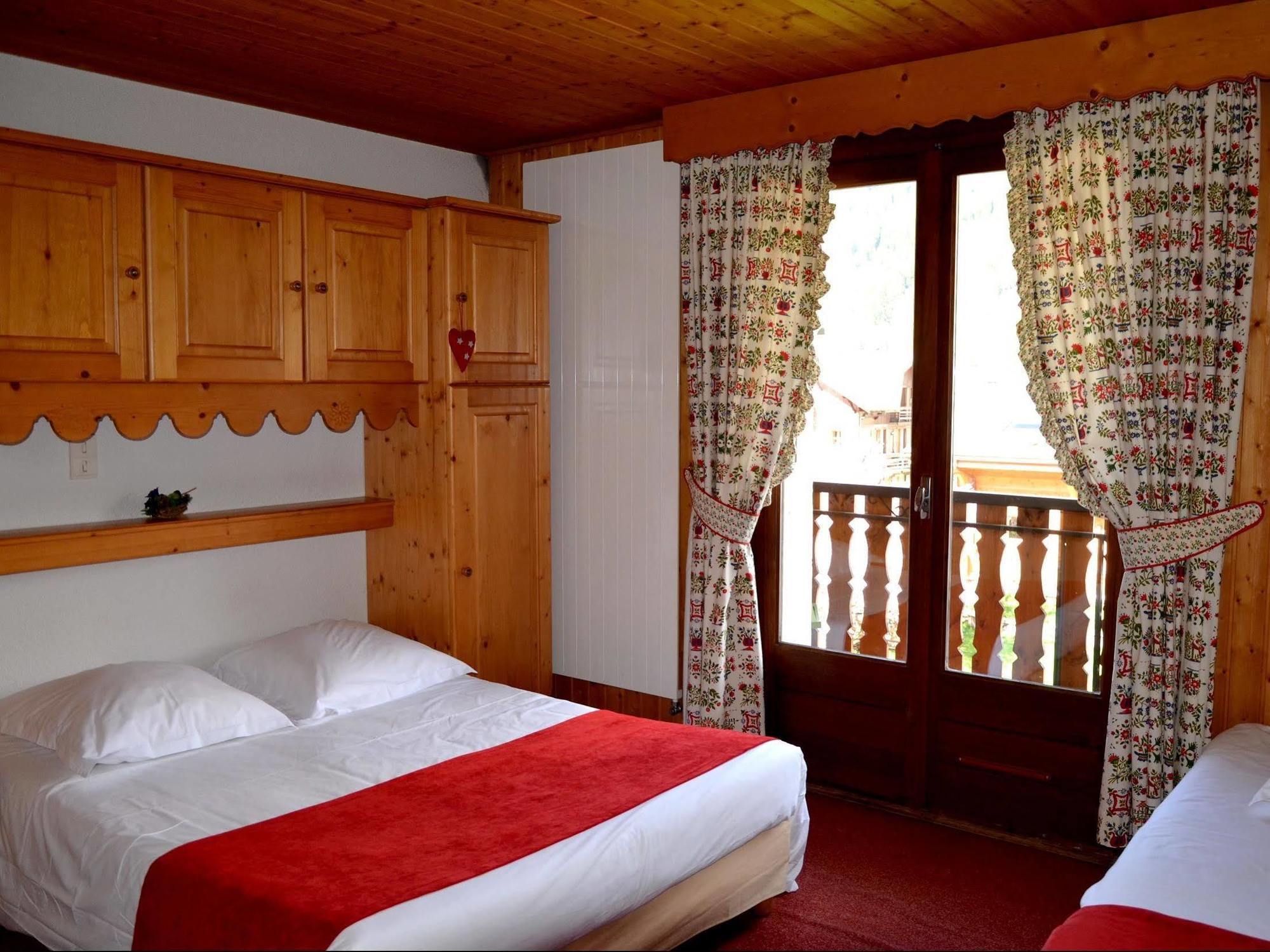 Hotel Les Bruyeres Morzine Exterior foto